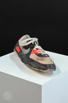 Mott Research auction photograph 29
